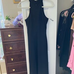 Elegant Black Sleeveless Dress